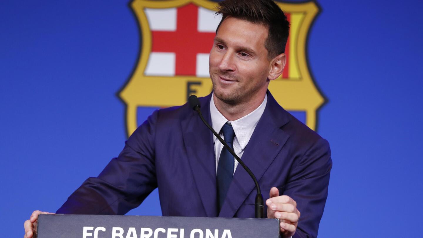 Messi's arrival at PSG would give coach tactical headache | AP News